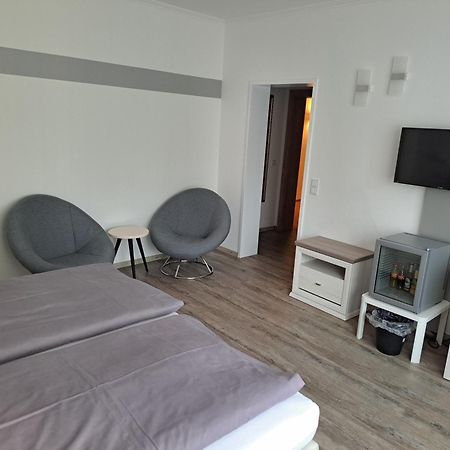 Hotel Angerland Garni Ратінген Екстер'єр фото
